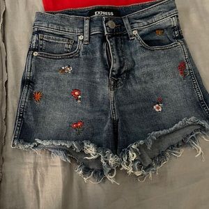 Express high rise shorts. Frayed bottom.  Size 00